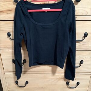 Black Long Sleeve Ribbed Top